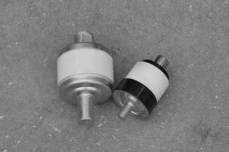 真空開關(guān)管外絕緣被擊穿的原因有哪些？